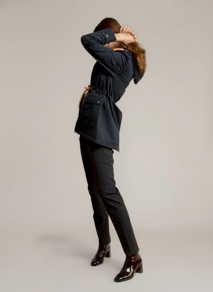 APA Parka Women, waterproof parka in Navy Blue, Beige Laces