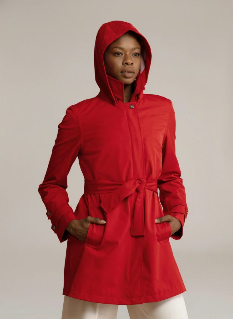 APA Classic Women, waterproof trench coat in Reddest Red