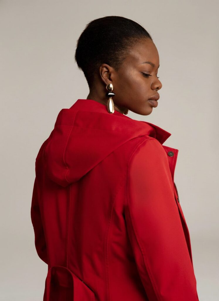 APA Classic Women, waterproof trench coat in Reddest Red